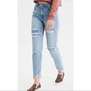 American Eagle Outfitters mom jeans